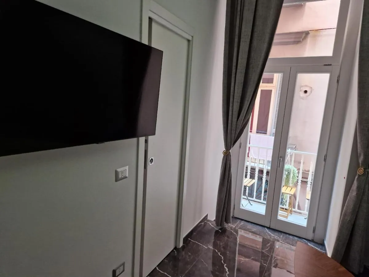 Worldwidesuites Naples Bed & Breakfast